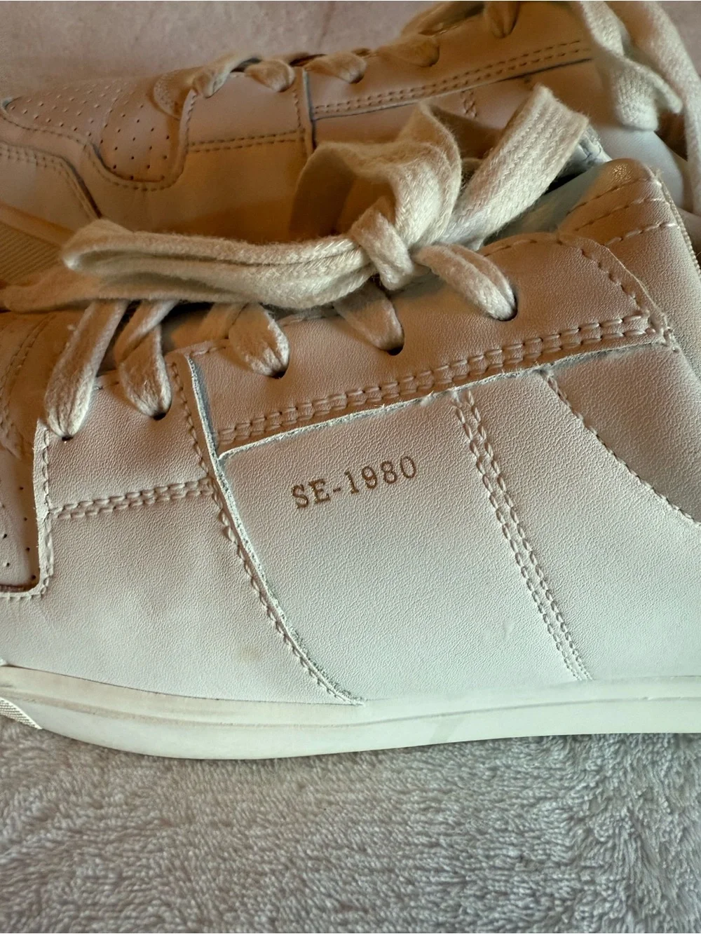 Sam Edelman White Leather Low-Top Sneakers